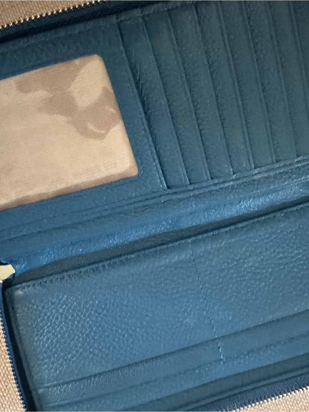 Michael Kors Blue Leather Tote with Matching Wallet - Picture 5 of 16